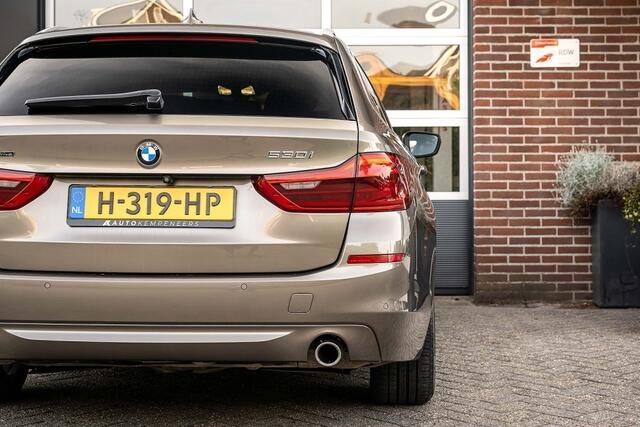 BMW 5-SERIE 530 530i xDrive High Executive | Panorama | Leder | Apple CarPlay | HIFI | Trekhaak | Adapt. Led |