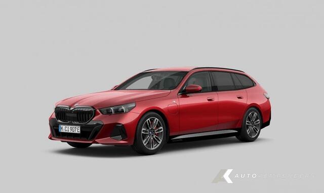 BMW 5-SERIE 530e M Sport Pro | Head-Up | Driving Ass. Prof.| Harman/Kardon | Keyless | 360° | Trekhaak | 19 Inch |