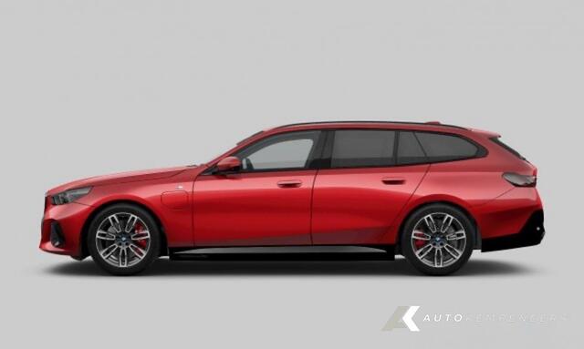 BMW 5-SERIE 530e M Sport Pro | Head-Up | Driving Ass. Prof.| Harman/Kardon | Keyless | 360° | Trekhaak | 19 Inch |