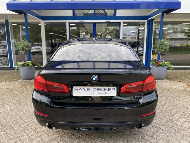 BMW 5-SERIE 520i