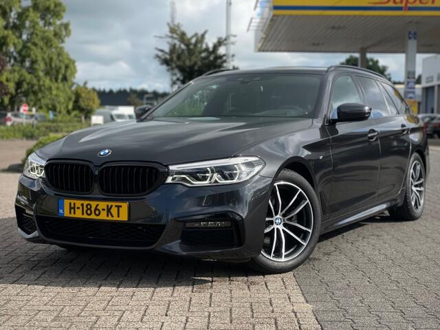 BMW 5-SERIE 520I M SPORT PANO HUD STOELVENTIELATIE