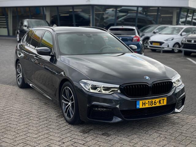 BMW 5-SERIE 520I M SPORT PANO HUD STOELVENTIELATIE