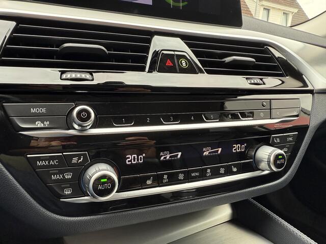 BMW 5-SERIE Touring 540i xDrive Luxury Line