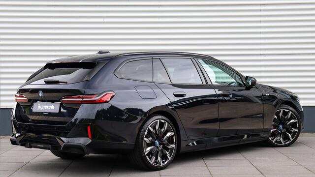 BMW 5-SERIE Touring 550e xDrive M-Sport Pro | Stoelventilatie | Bowers & Wilkins | M Onderstel Professional | Panormadak | Trekhaak