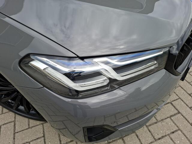 BMW 5-SERIE Touring 520e High Executive 19INCH PANORAMA DAK