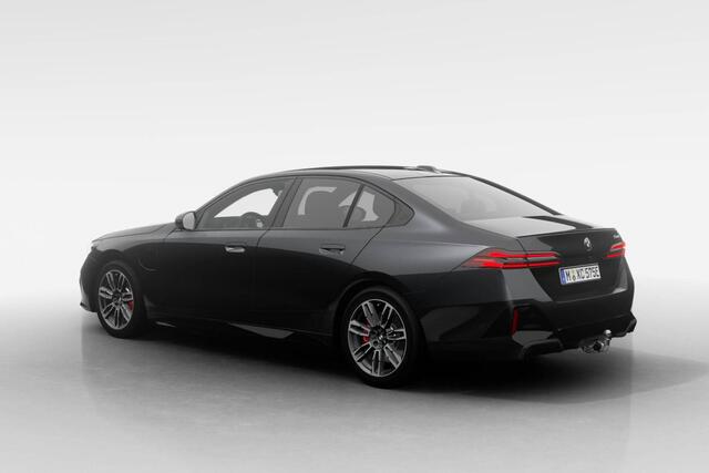 BMW 5-SERIE Sedan 530e M Sport Edition | M Sport Pro | Innovation Pack | Travel Pack | Comfort Pack