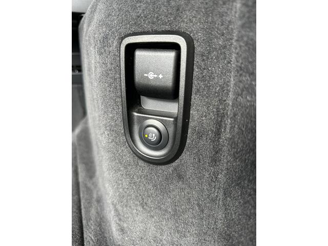BMW 5-SERIE Touring 530e M Sport Plug In Hybrid 293pk PHEV | Trekhaak af Fabriek | Laser LED | Adaptive Cruise | Head Up | Camera | Keyless | Lederen Sportstoelen | Apple Carplay | Sfeerverlichting |