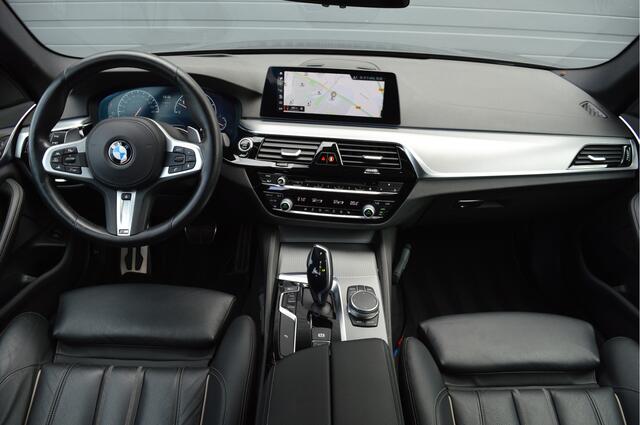 BMW 5-SERIE Touring 530d xDrive High Executive | PERFORMANCE | PANO | ACC | HUD | TREKHAAK |