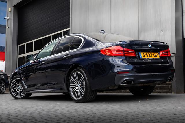 BMW 5-SERIE 530e 252 pk iPerformance High Executive M-Sportpakket / Head-Up/ 360-Camera/ Keyless/ Leder/ Sport-Stoelen/ Stoel.Verw/ Led-Koplamp/ Park.Sens/ 19'' LMV