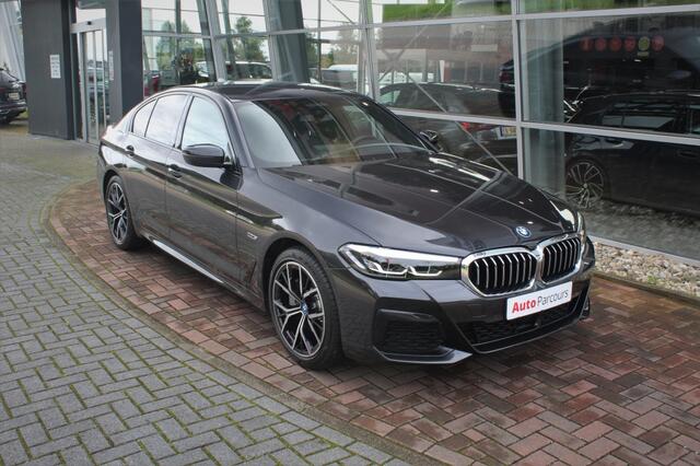 BMW 5-SERIE 530e M-Sport Sedan, Adaptieve Cruise, Trekhaak, Achteruitrijcame
