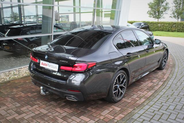 BMW 5-SERIE 530e M-Sport Sedan, Adaptieve Cruise, Trekhaak, Achteruitrijcame