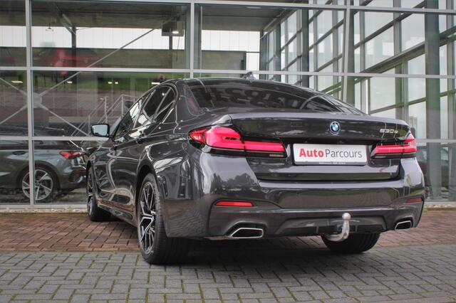 BMW 5-SERIE 530e M-Sport Sedan, Adaptieve Cruise, Trekhaak, Achteruitrijcame