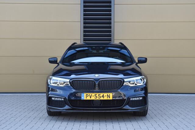 BMW 5-SERIE Touring 540i xDrive High Executive * M Sportpakket * Head-up * Comfortstoelen *Keyless entry *