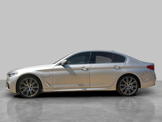 BMW 5-SERIE 530e iPerformance eDrive Edition | M-Sport | Parking Pack |