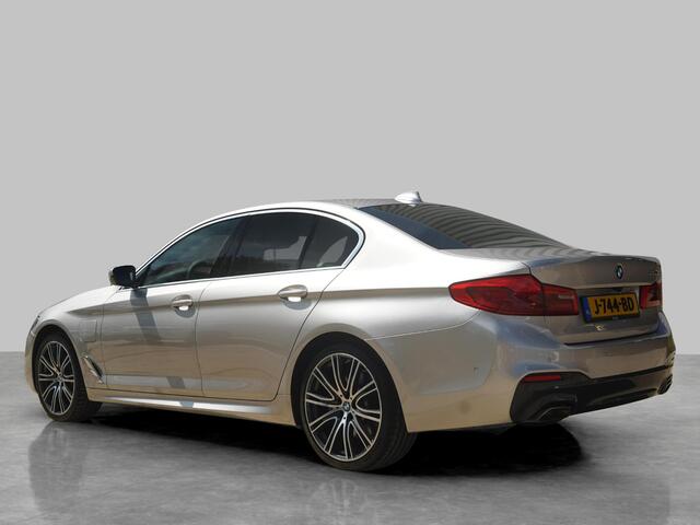 BMW 5-SERIE 530e iPerformance eDrive Edition | M-Sport | Parking Pack |