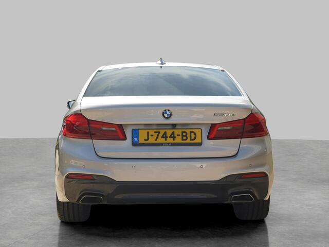 BMW 5-SERIE 530e iPerformance eDrive Edition | M-Sport | Parking Pack |