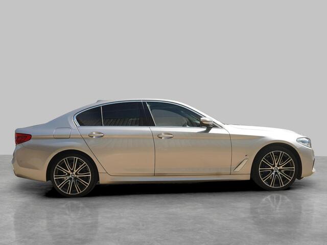 BMW 5-SERIE 530e iPerformance eDrive Edition | M-Sport | Parking Pack |