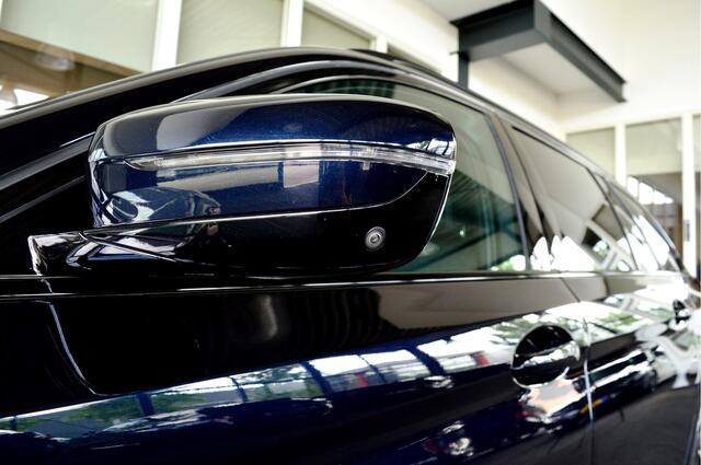 BMW 5-SERIE Touring 530e Hybride M-Sportedition | Comf.Stoelen | Vol !