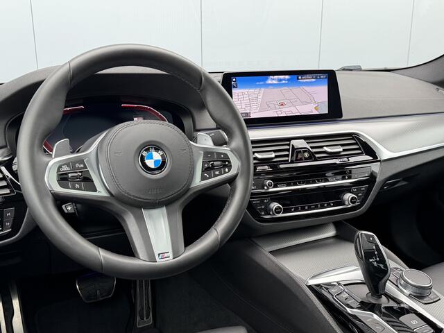 BMW 5-SERIE 530e iPerformance eDrive Edition Automaat M-Pakket.