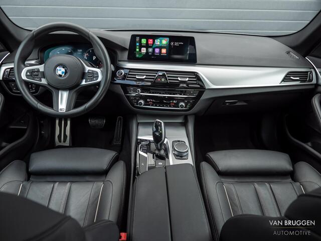 BMW 5-SERIE 520i High Executive M-Sport Pano Leer Camera NAP Memory