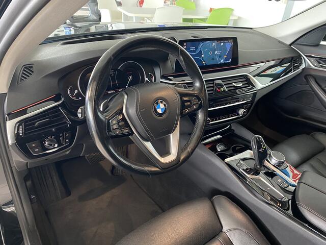 BMW 5-SERIE Touring 530i High Executive elec trekhaak / stoelverwarming /koeling /