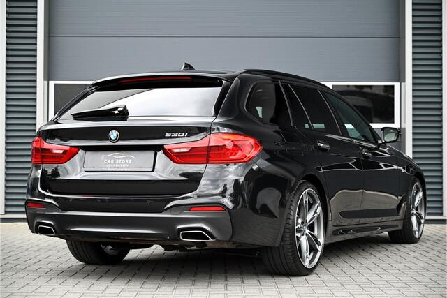 BMW 5-SERIE Touring 530i M-SPORT / PANO / LEDER / MEMORY / HUD / LED / 20" / DEALER ONDERHOUDEN
