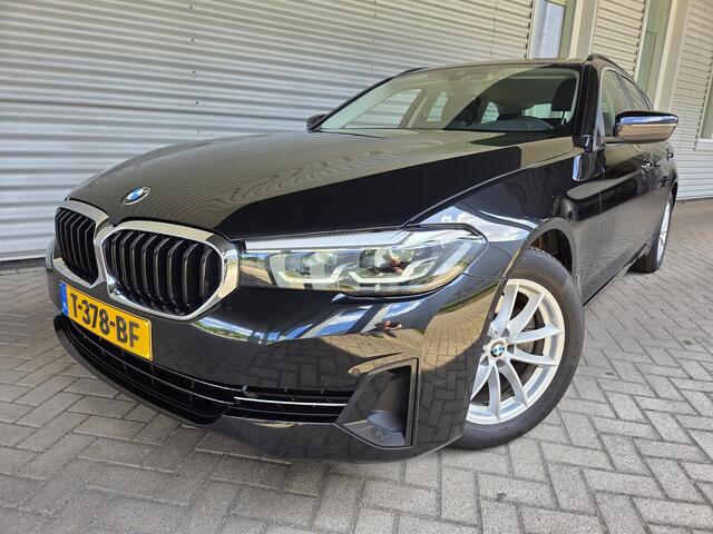 BMW 5-SERIE Touring 520i Business Edition Plus