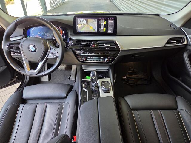 BMW 5-SERIE Touring 520i Business Edition Plus