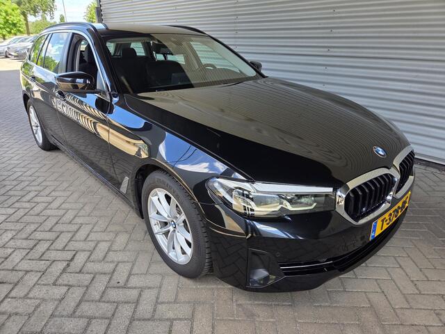 BMW 5-SERIE Touring 520i Business Edition Plus