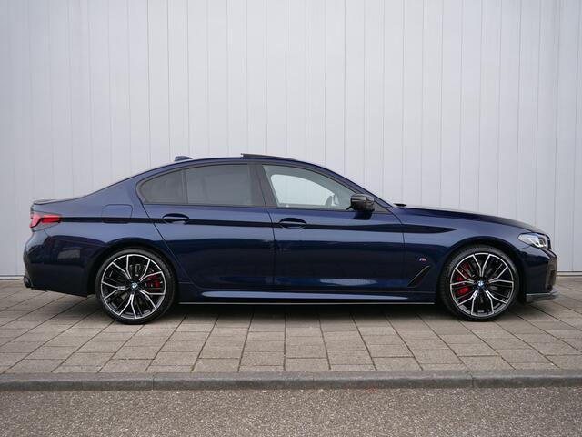 BMW 5-SERIE 545e xDrive 395pk High Executive Automaat M-Performance / Stoelkoeling / Bowers & Wilkins