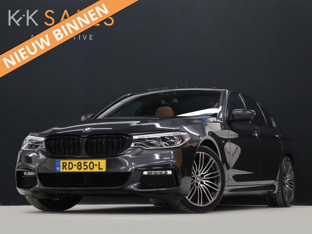 BMW 5-SERIE 520i M Sport [SCHUIFKANTELDAK, SFEERVERLICHTING, CAMERA, PDC V+A, MEMORY SEATS, APPLE CARPLAY, HEAD UP DISPLAY, CRUISE CONTROL, AUTO CLIMATE CONTROL, STOELVERWARMING, NAVIGATIE, NIEUWSTAAT]