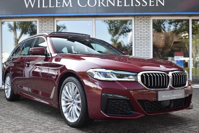 BMW 5-SERIE Touring 530e xDrive M-Sport Pano ACC Head Up HiFi Comfort