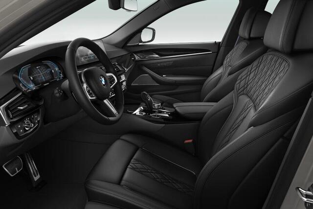 BMW 5-SERIE Sedan 530e High Executive M Sportpakket Individual Aut.