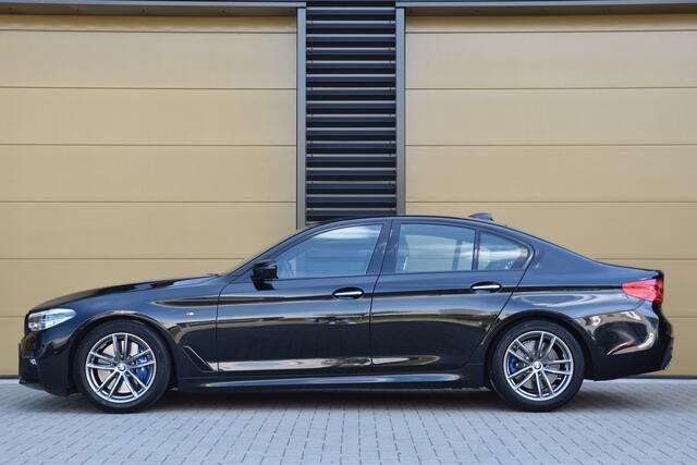 BMW 5-SERIE 540i High Executive * M Sportpakket * 1e eigenaar * Elektrische stoelen met memory * Sfeerverlichting * LED *