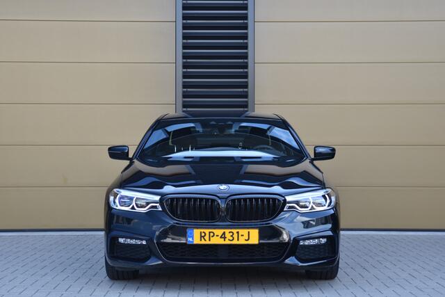 BMW 5-SERIE 540i High Executive * M Sportpakket * 1e eigenaar * Elektrische stoelen met memory * Sfeerverlichting * LED *