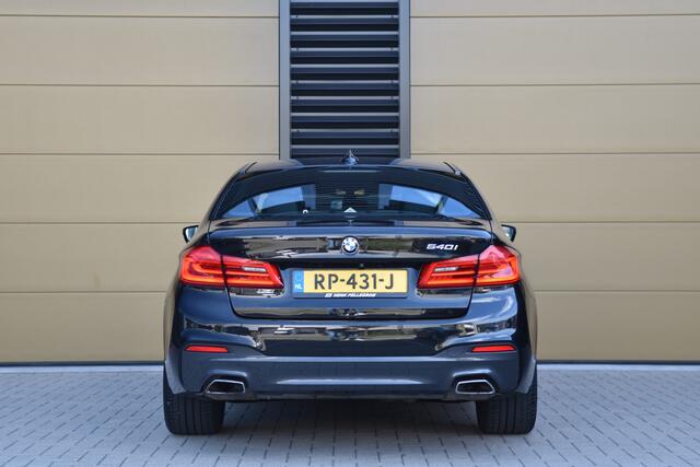 BMW 5-SERIE 540i High Executive * M Sportpakket * 1e eigenaar * Elektrische stoelen met memory * Sfeerverlichting * LED *