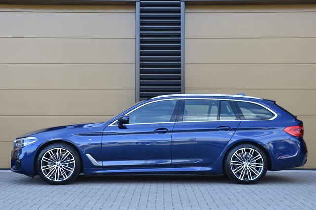 BMW 5-SERIE Touring 530i High Executive Edition * M Sportpakket * Panorama dak * Comfortstoelen * Head-up * HIFI *