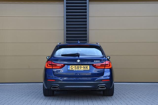 BMW 5-SERIE Touring 530i High Executive Edition * M Sportpakket * Panorama dak * Comfortstoelen * Head-up * HIFI *