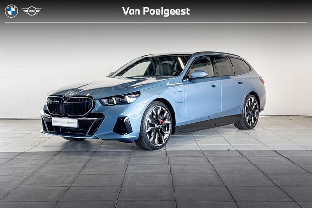 BMW 5-SERIE Touring 550e xDrive | M Sport Pro | Innovation Pack | Travel Pack | Comfort Pack | Trekhaak