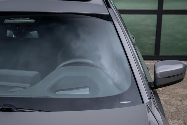 BMW 5-SERIE Touring 530e xDrive M-Sport CoPilot Panorama Trekhaak 360