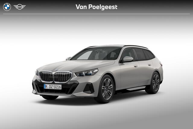 BMW 5-SERIE Touring 520i | M Sport | Travel Pack | Comfort Pack | Trekhaak