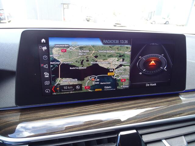 BMW 5-SERIE 520d EDE High Executive AUTOMAAT | NAVIGATIE | M-PAKKET | 360 CAMERA| LEDER | STOELVERWARMING | PARKEER SENOREN | LED PAKKET |