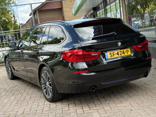 BMW 5-SERIE 520D Executive Panoramadak 2e Eigenaar NL-Auto