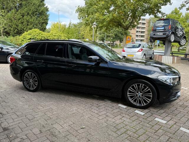 BMW 5-SERIE 520D Executive Panoramadak 2e Eigenaar NL-Auto