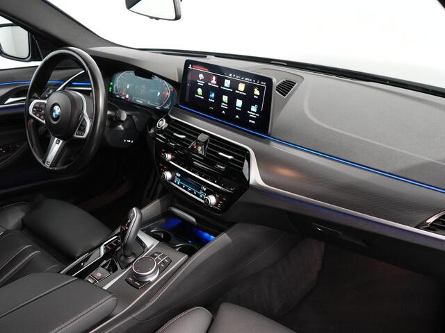 BMW 5-SERIE Touring 530i xDrive High Executive | M Sport | | 4wielsturing | HUD | Pano | M remmen | 20 inch |