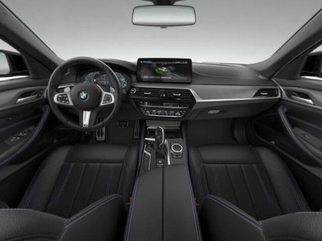 BMW 5-SERIE Touring 530e High Executive M Sport PANO|LASER|LEDER|ACC|TREKHAAK|ELEK.STOELEN