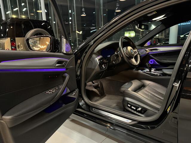 BMW 5-SERIE 530e High Executive M-Sport, Massage, Trekhaak, B&O, stoelventilatie, HUD VOL!