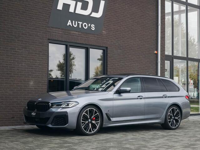 BMW 5-SERIE Touring 530i M Sport | Pano | H&K | Topv. | Laser | Nappa | Trekhaak |