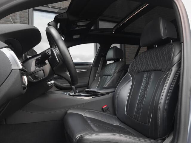 BMW 5-SERIE Touring 530i M Sport | Pano | H&K | Topv. | Laser | Nappa | Trekhaak |