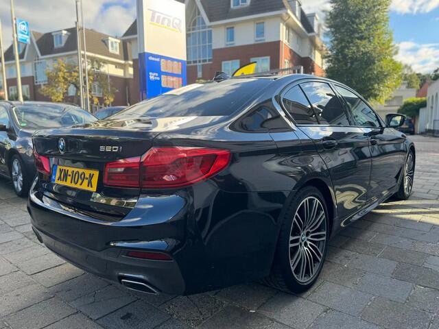 BMW 5-SERIE 520i High Executive M-Sport